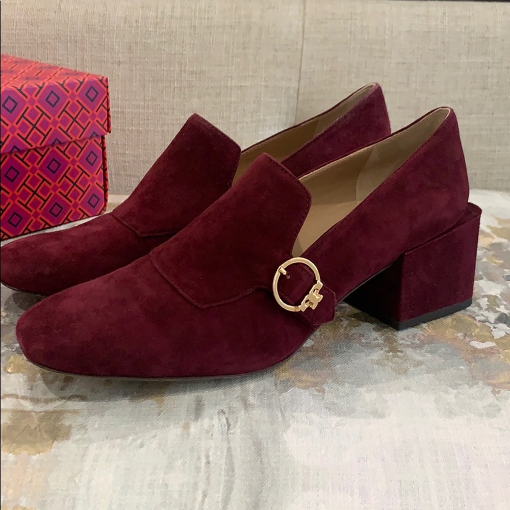 Like new tory Burch Tess Loafer